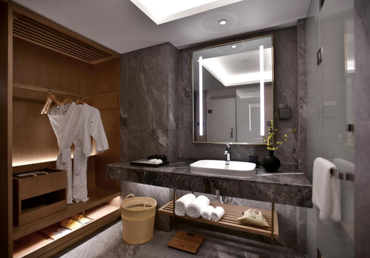 Royce Hotel Шеньчжень Екстер'єр фото