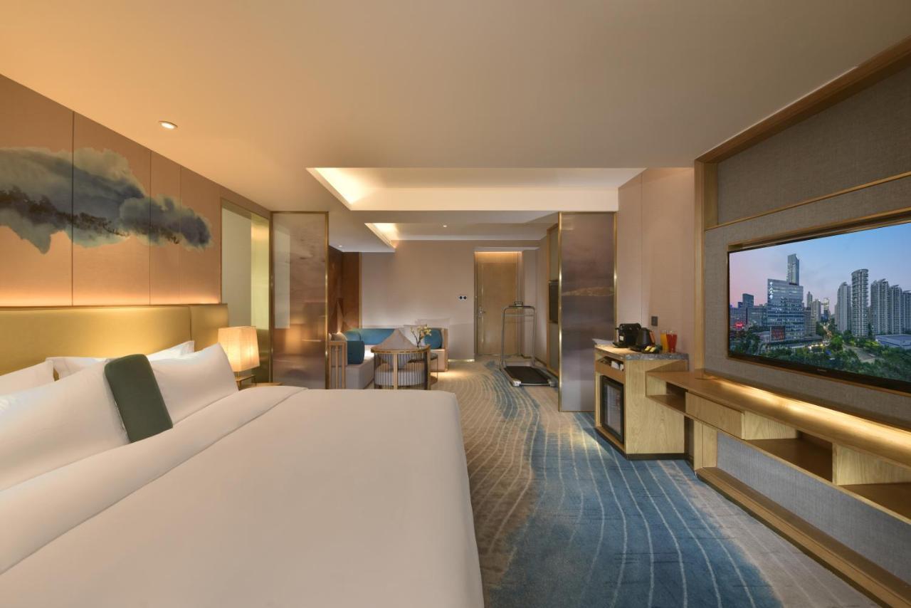 Royce Hotel Шеньчжень Екстер'єр фото